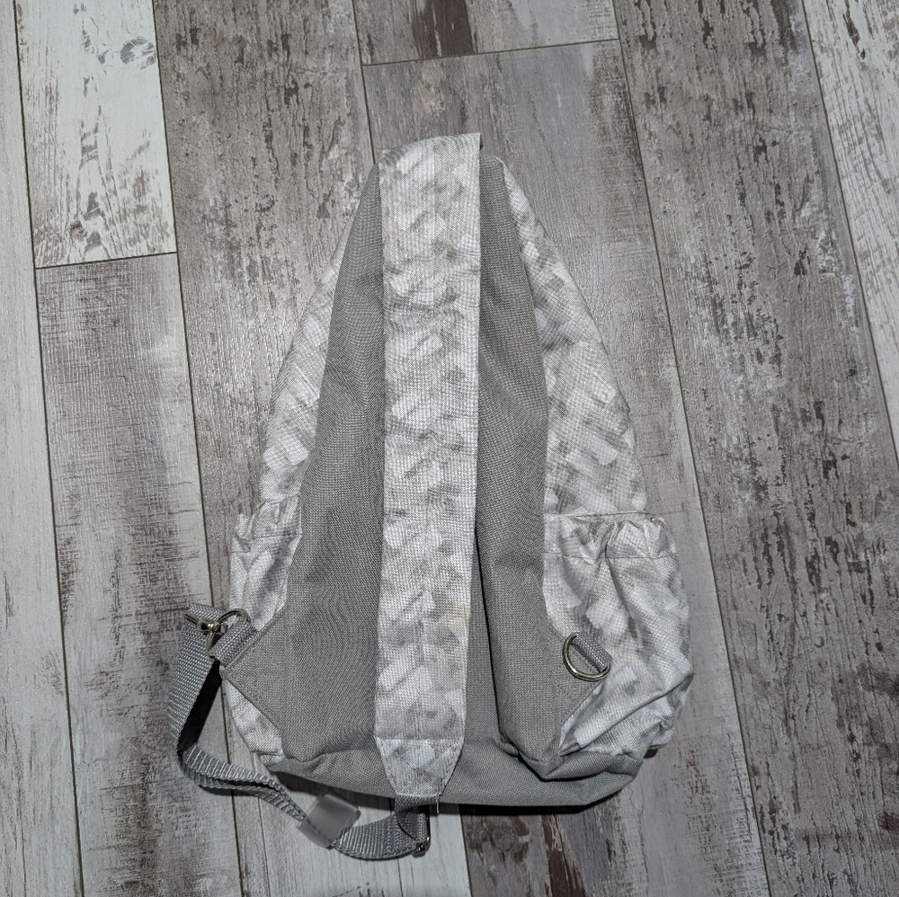 Thirty One Adjustable Slingback Backpack - Whispe… - image 3